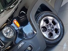 JEEP RENEGADE 1.8 16V FLEX SPORT 4P MANUAL 2015/2016 BETIOLO NOVOS E SEMINOVOS LAJEADO / Carros no Vale