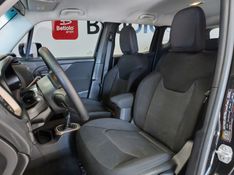 JEEP RENEGADE 1.8 16V FLEX SPORT 4P MANUAL 2015/2016 BETIOLO NOVOS E SEMINOVOS LAJEADO / Carros no Vale