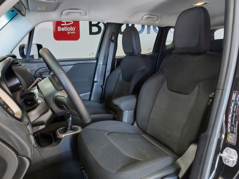 JEEP RENEGADE 1.8 16V FLEX SPORT 4P MANUAL 2015/2016 BETIOLO NOVOS E SEMINOVOS LAJEADO / Carros no Vale