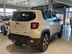 JEEP RENEGADE 2.0 16V TURBO DIESEL TRAILHAWK 4P 4X4 AUTOMÁTICO 2018/2019 BETIOLO NOVOS E SEMINOVOS LAJEADO / Carros no Vale