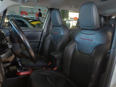 JEEP RENEGADE 2.0 16V TURBO DIESEL TRAILHAWK 4P 4X4 AUTOMÁTICO 2018/2019 BETIOLO NOVOS E SEMINOVOS LAJEADO / Carros no Vale
