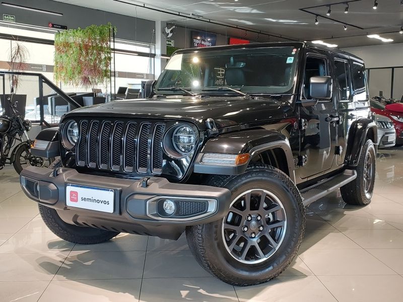 JEEP WRANGLER 2.0 TURBO GASOLINA UNLIMITED OVERLAND 4P 4X4 AT8 2021/2021 BETIOLO NOVOS E SEMINOVOS LAJEADO / Carros no Vale