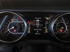 JEEP WRANGLER 2.0 TURBO GASOLINA UNLIMITED OVERLAND 4P 4X4 AT8 2021/2021 BETIOLO NOVOS E SEMINOVOS LAJEADO / Carros no Vale