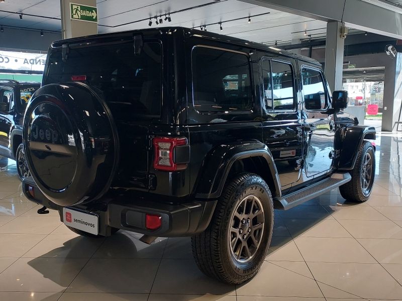 JEEP WRANGLER 2.0 TURBO GASOLINA UNLIMITED OVERLAND 4P 4X4 AT8 2021/2021 BETIOLO NOVOS E SEMINOVOS LAJEADO / Carros no Vale