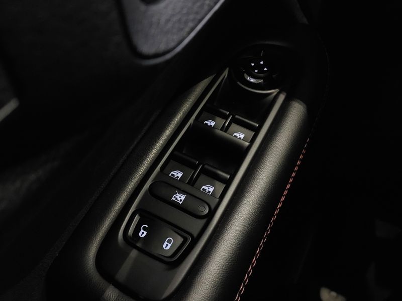 Ram RAMPAGE 2.0 HURRICANE 4 TURBO GASOLINA R/T 4X4 AUTOMÁTICO 2023/2024 BETIOLO NOVOS E SEMINOVOS LAJEADO / Carros no Vale