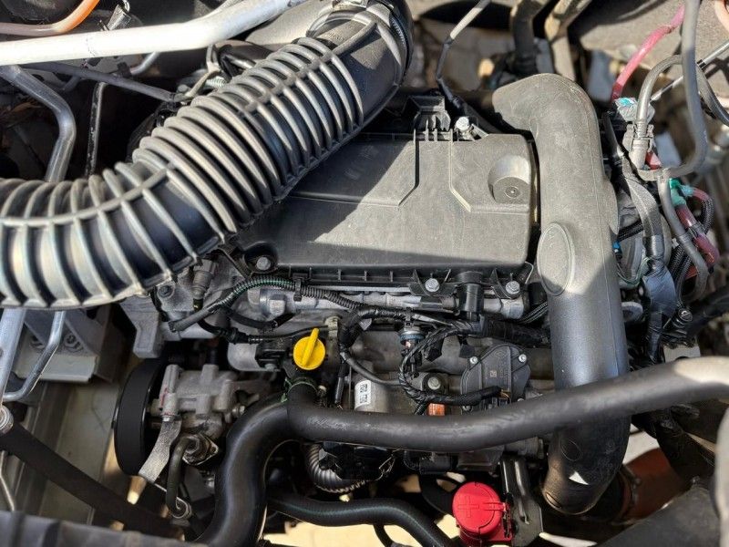 Renault MASTER FURGAO 2.3 2020/2020 SÉRGIO VEÍCULOS TEUTÔNIA / Carros no Vale