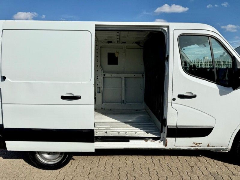 Renault MASTER FURGAO 2.3 2020/2020 SÉRGIO VEÍCULOS TEUTÔNIA / Carros no Vale