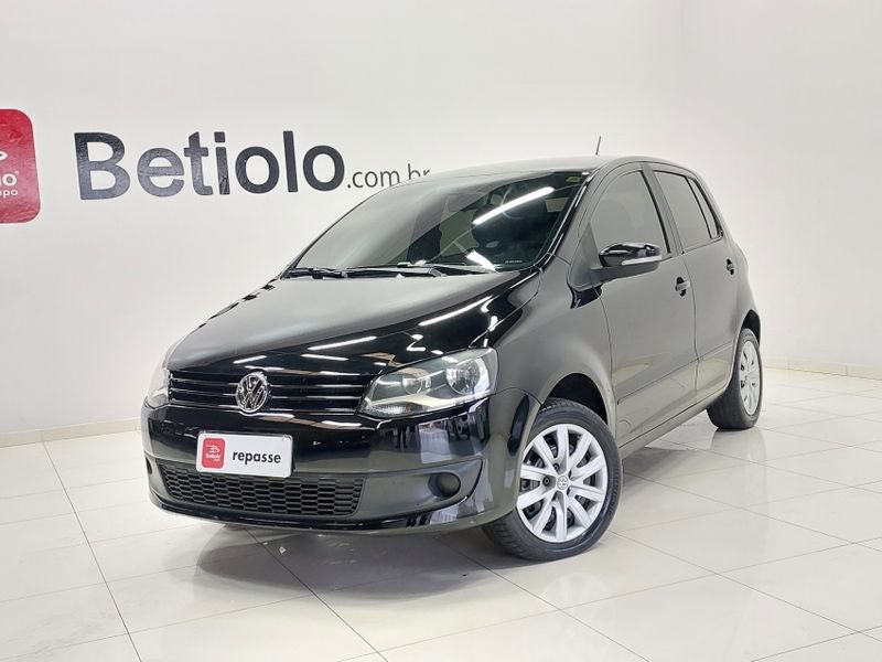 Volkswagen FOX 1.0 MI 8V FLEX 4P MANUAL 2012/2013 BETIOLO NOVOS E SEMINOVOS LAJEADO / Carros no Vale