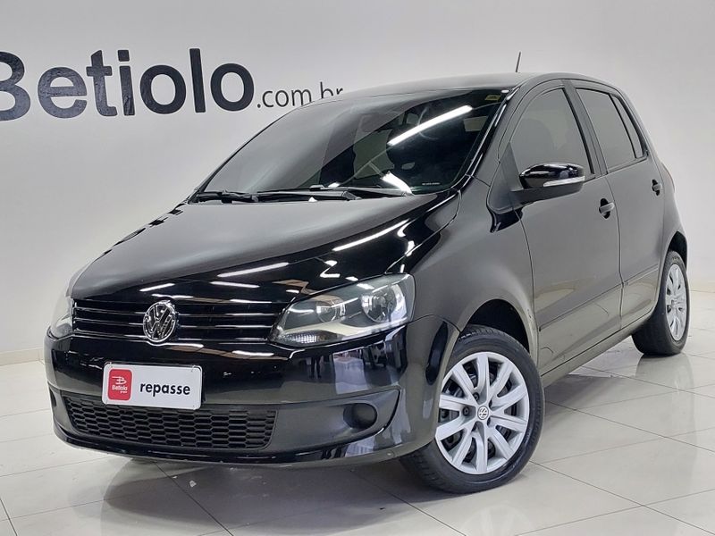 Volkswagen FOX 1.0 MI 8V FLEX 4P MANUAL 2012/2013 BETIOLO NOVOS E SEMINOVOS LAJEADO / Carros no Vale
