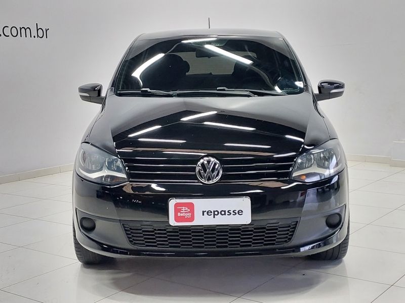Volkswagen FOX 1.0 MI 8V FLEX 4P MANUAL 2012/2013 BETIOLO NOVOS E SEMINOVOS LAJEADO / Carros no Vale