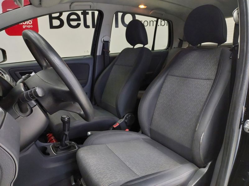 Volkswagen FOX 1.0 MI 8V FLEX 4P MANUAL 2012/2013 BETIOLO NOVOS E SEMINOVOS LAJEADO / Carros no Vale