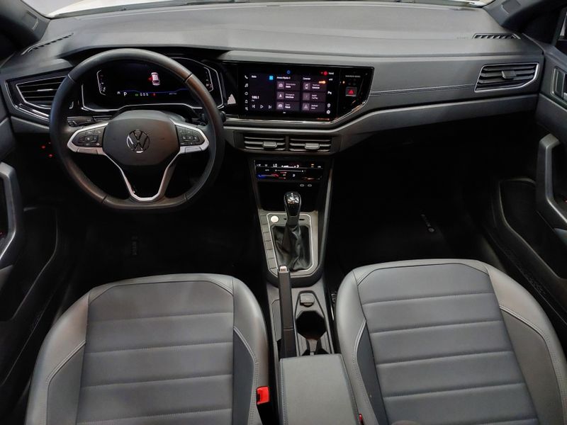 Volkswagen NIVUS 1.0 200 TSI TOTAL FLEX HIGHLINE AUTOMÁTICO 2023/2024 BETIOLO NOVOS E SEMINOVOS LAJEADO / Carros no Vale