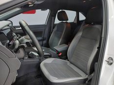 Volkswagen NIVUS 1.0 200 TSI TOTAL FLEX HIGHLINE AUTOMÁTICO 2023/2024 BETIOLO NOVOS E SEMINOVOS LAJEADO / Carros no Vale