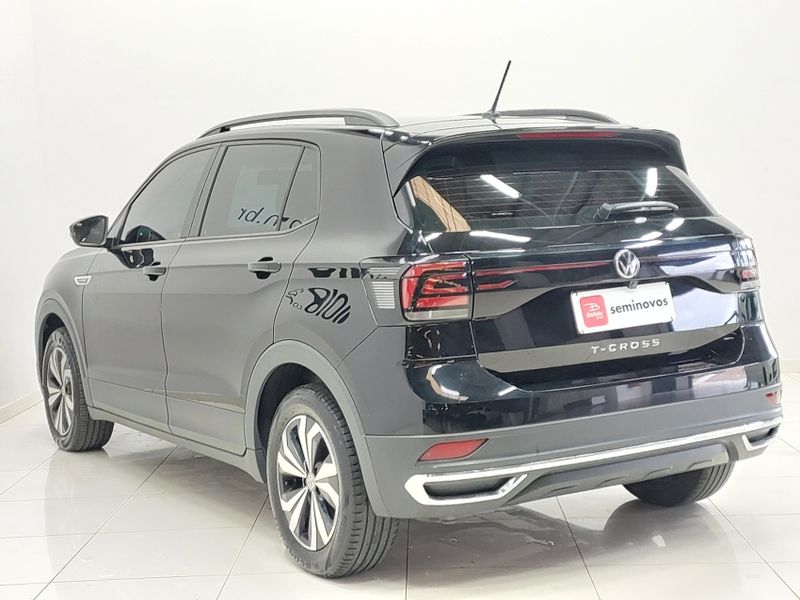 Volkswagen T-CROSS 1.0 200 TSI TOTAL FLEX SENSE AUTOMÁTICO 2022/2022 BETIOLO NOVOS E SEMINOVOS LAJEADO / Carros no Vale