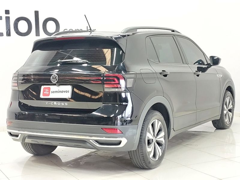 Volkswagen T-CROSS 1.0 200 TSI TOTAL FLEX SENSE AUTOMÁTICO 2022/2022 BETIOLO NOVOS E SEMINOVOS LAJEADO / Carros no Vale