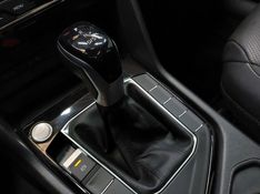 Volkswagen TAOS 1.4 250 TSI TOTAL FLEX HIGHLINE AUTOMÁTICO 2024/2024 BETIOLO NOVOS E SEMINOVOS LAJEADO / Carros no Vale