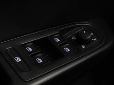 Volkswagen TAOS 1.4 250 TSI TOTAL FLEX HIGHLINE AUTOMÁTICO 2024/2024 BETIOLO NOVOS E SEMINOVOS LAJEADO / Carros no Vale