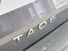 Volkswagen TAOS 1.4 250 TSI TOTAL FLEX HIGHLINE AUTOMÁTICO 2024/2024 BETIOLO NOVOS E SEMINOVOS LAJEADO / Carros no Vale