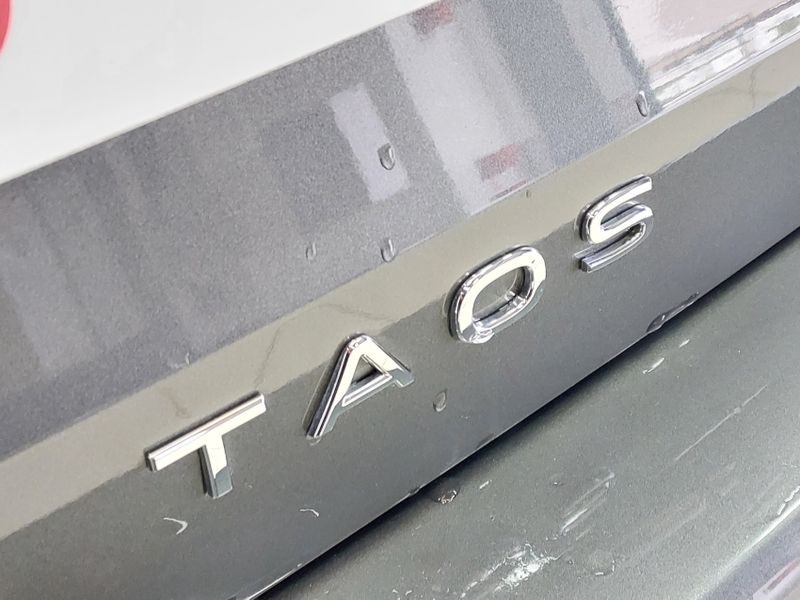 Volkswagen TAOS 1.4 250 TSI TOTAL FLEX HIGHLINE AUTOMÁTICO 2024/2024 BETIOLO NOVOS E SEMINOVOS LAJEADO / Carros no Vale