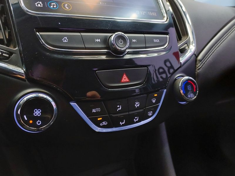 Chevrolet CRUZE 1.4 TURBO LTZ 16V FLEX 4P AUTOMÁTICO 2021/2022 BETIOLO NOVOS E SEMINOVOS LAJEADO / Carros no Vale