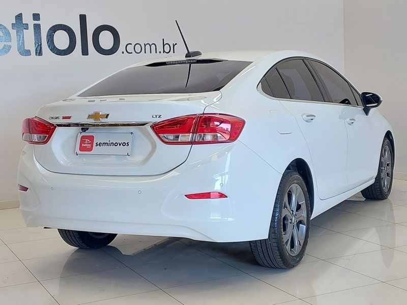 Chevrolet CRUZE 1.4 TURBO LTZ 16V FLEX 4P AUTOMÁTICO 2021/2022 BETIOLO NOVOS E SEMINOVOS LAJEADO / Carros no Vale