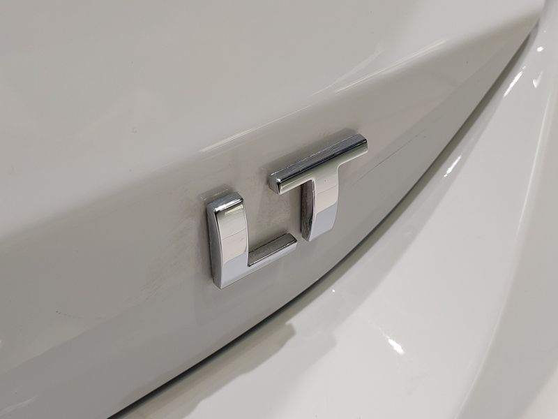 Chevrolet ONIX 1.0 FLEX LT MANUAL 2022/2023 BETIOLO NOVOS E SEMINOVOS LAJEADO / Carros no Vale