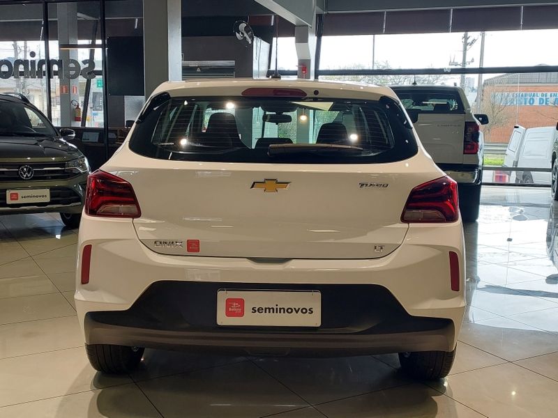 Chevrolet ONIX 1.0 FLEX LT MANUAL 2022/2023 BETIOLO NOVOS E SEMINOVOS LAJEADO / Carros no Vale