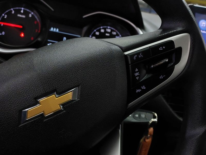 Chevrolet ONIX 1.0 TURBO FLEX LT MANUAL 2022/2023 BETIOLO NOVOS E SEMINOVOS LAJEADO / Carros no Vale