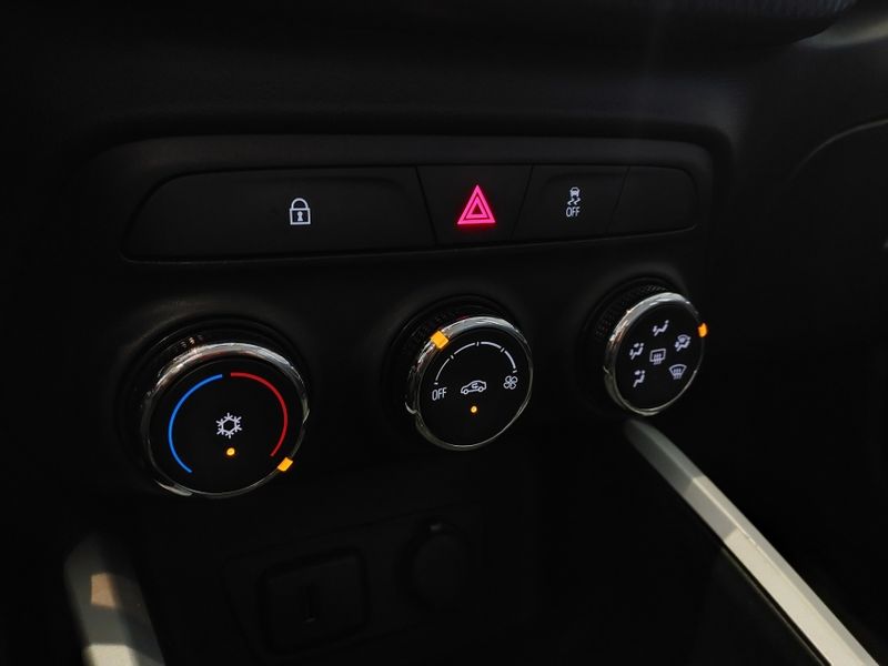 Chevrolet ONIX 1.0 TURBO FLEX LTZ AUTOMÁTICO 2022/2022 BETIOLO NOVOS E SEMINOVOS LAJEADO / Carros no Vale