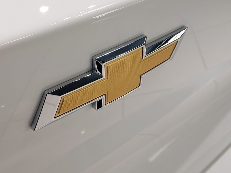 Chevrolet ONIX 1.0 TURBO FLEX LTZ AUTOMÁTICO 2022/2022 BETIOLO NOVOS E SEMINOVOS LAJEADO / Carros no Vale