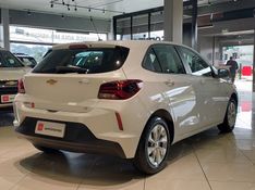 Chevrolet ONIX 1.0 TURBO FLEX LTZ AUTOMÁTICO 2022/2022 BETIOLO NOVOS E SEMINOVOS LAJEADO / Carros no Vale