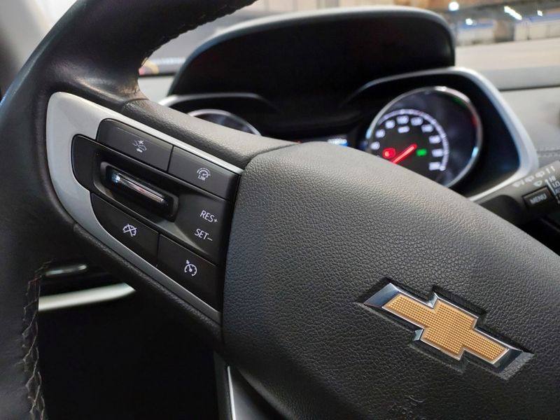 Chevrolet TRACKER 1.2 TURBO FLEX PREMIER AUTOMÁTICO 2024/2025 BETIOLO NOVOS E SEMINOVOS LAJEADO / Carros no Vale