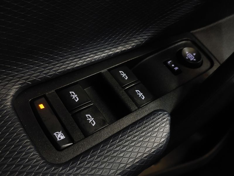 Chevrolet TRACKER 1.2 TURBO FLEX PREMIER AUTOMÁTICO 2020/2021 BETIOLO NOVOS E SEMINOVOS LAJEADO / Carros no Vale