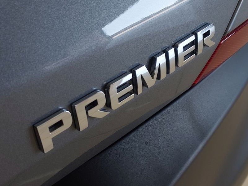 Chevrolet TRACKER 1.2 TURBO FLEX PREMIER AUTOMÁTICO 2020/2021 BETIOLO NOVOS E SEMINOVOS LAJEADO / Carros no Vale
