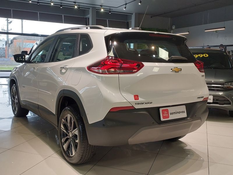 Chevrolet TRACKER 1.2 TURBO FLEX PREMIER AUTOMÁTICO 2024/2024 BETIOLO NOVOS E SEMINOVOS LAJEADO / Carros no Vale