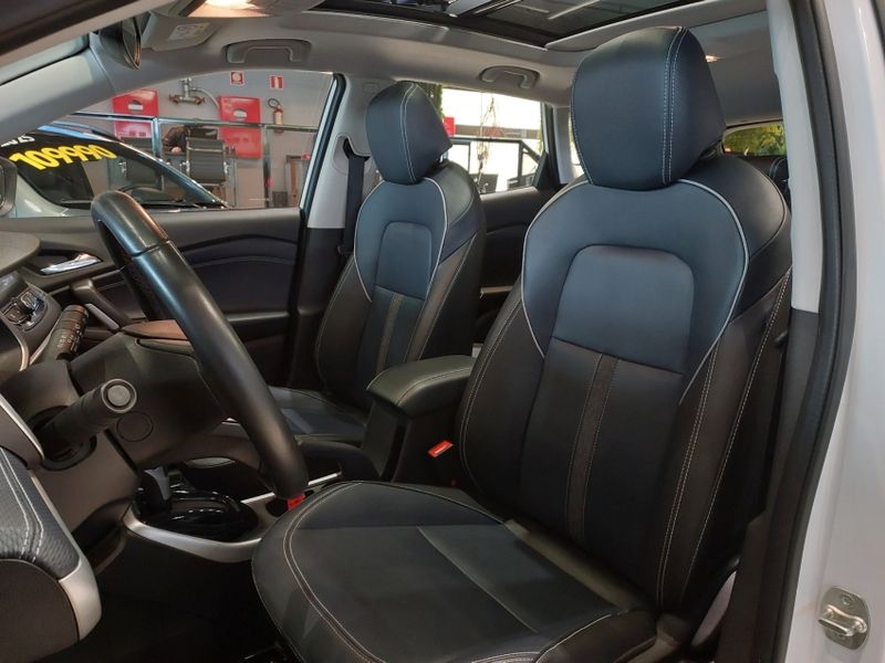 Chevrolet TRACKER 1.2 TURBO FLEX PREMIER AUTOMÁTICO 2024/2024 BETIOLO NOVOS E SEMINOVOS LAJEADO / Carros no Vale
