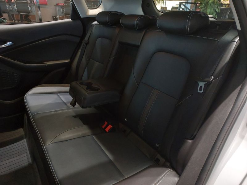Chevrolet TRACKER 1.2 TURBO FLEX PREMIER AUTOMÁTICO 2024/2024 BETIOLO NOVOS E SEMINOVOS LAJEADO / Carros no Vale