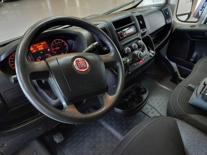Fiat DUCATO 2.3 MULTIJET DIESEL CHASSI MANUAL 2021/2021 BETIOLO NOVOS E SEMINOVOS LAJEADO / Carros no Vale