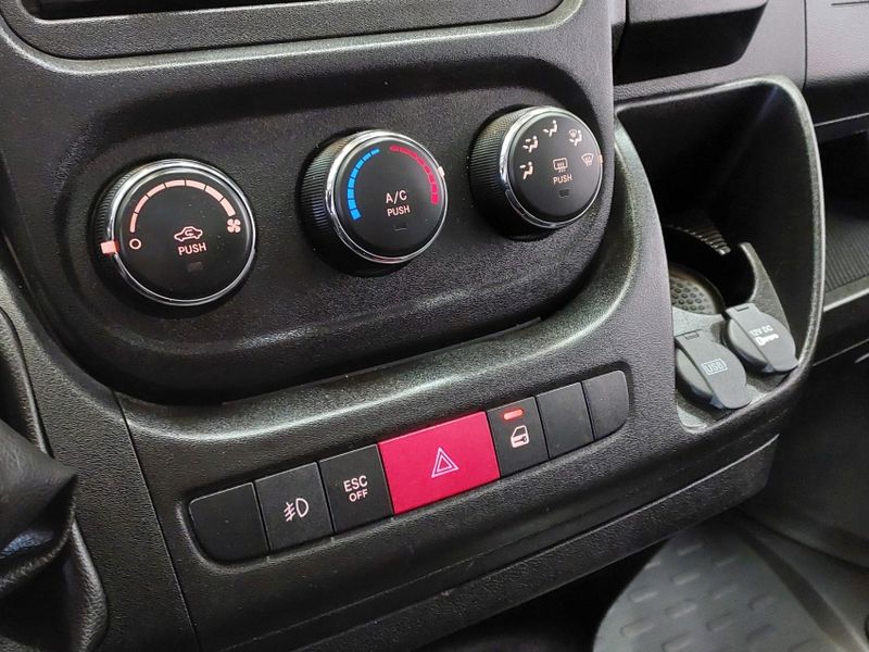 Fiat DUCATO 2.3 MULTIJET DIESEL CHASSI MANUAL 2021/2021 BETIOLO NOVOS E SEMINOVOS LAJEADO / Carros no Vale