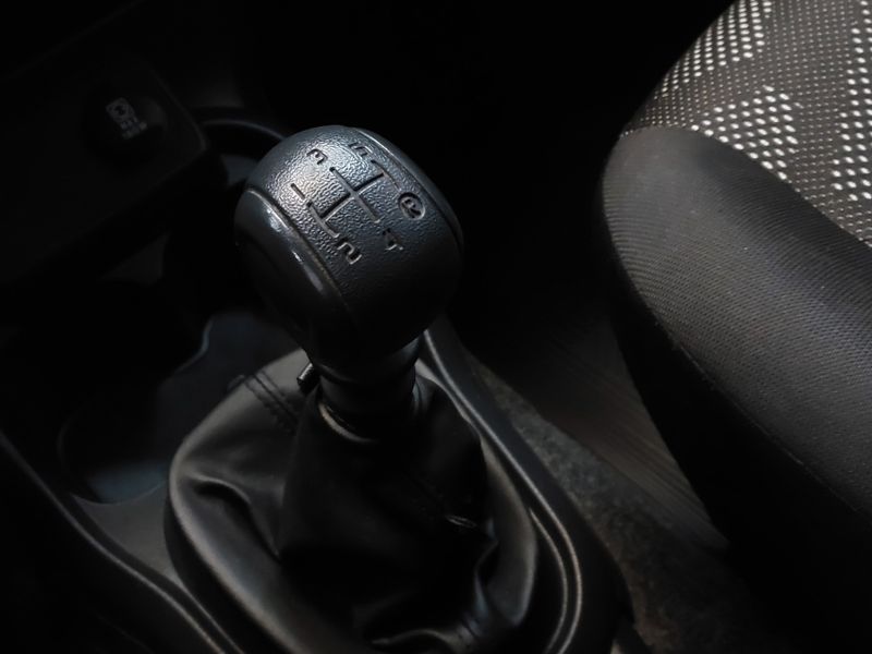 Fiat MOBI 1.0 EVO FLEX LIKE MANUAL 2022/2023 BETIOLO NOVOS E SEMINOVOS LAJEADO / Carros no Vale
