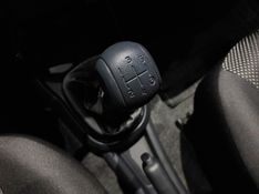 Fiat MOBI 1.0 EVO FLEX LIKE MANUAL 2022/2023 BETIOLO NOVOS E SEMINOVOS LAJEADO / Carros no Vale