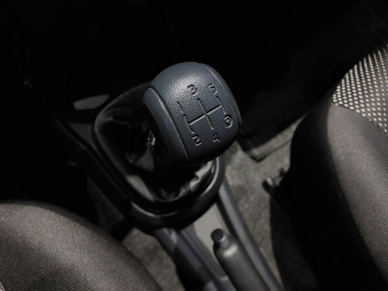 Fiat MOBI 1.0 EVO FLEX LIKE MANUAL 2022/2023 BETIOLO NOVOS E SEMINOVOS LAJEADO / Carros no Vale