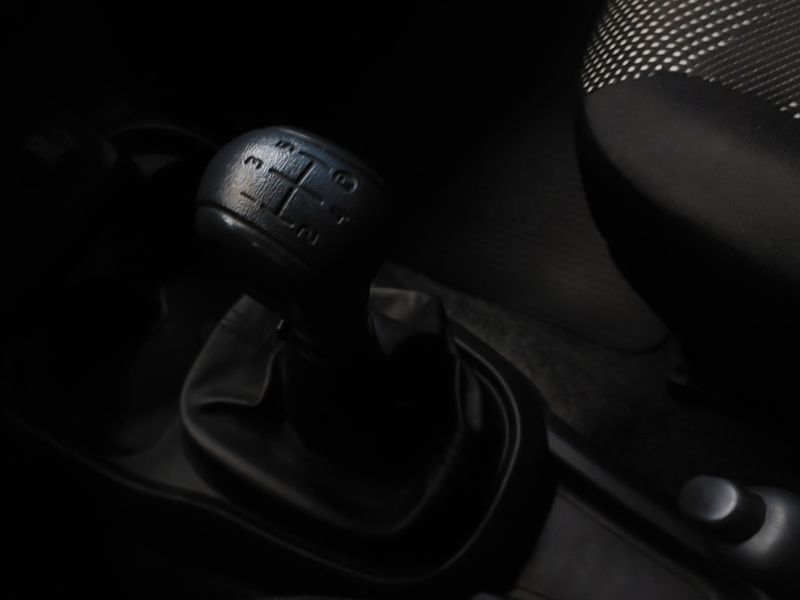 Fiat MOBI 1.0 EVO FLEX LIKE MANUAL 2023/2024 BETIOLO NOVOS E SEMINOVOS LAJEADO / Carros no Vale