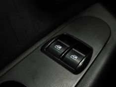 Fiat MOBI 1.0 EVO FLEX LIKE MANUAL 2021/2022 BETIOLO NOVOS E SEMINOVOS LAJEADO / Carros no Vale