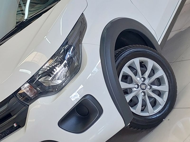 Fiat MOBI 1.0 EVO FLEX LIKE MANUAL 2023/2024 BETIOLO NOVOS E SEMINOVOS LAJEADO / Carros no Vale