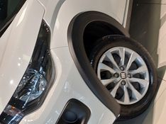 Fiat MOBI 1.0 EVO FLEX LIKE MANUAL 2023/2024 BETIOLO NOVOS E SEMINOVOS LAJEADO / Carros no Vale