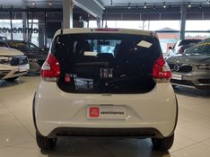 Fiat MOBI 1.0 EVO FLEX LIKE MANUAL 2022/2023 BETIOLO NOVOS E SEMINOVOS LAJEADO / Carros no Vale