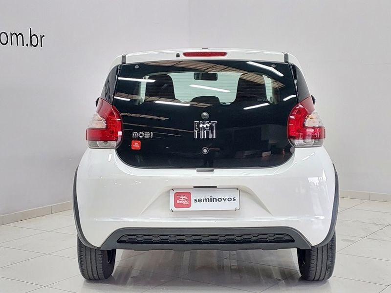 Fiat MOBI 1.0 EVO FLEX LIKE MANUAL 2021/2022 BETIOLO NOVOS E SEMINOVOS LAJEADO / Carros no Vale
