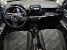 Fiat MOBI 1.0 EVO FLEX LIKE MANUAL 2021/2022 BETIOLO NOVOS E SEMINOVOS LAJEADO / Carros no Vale