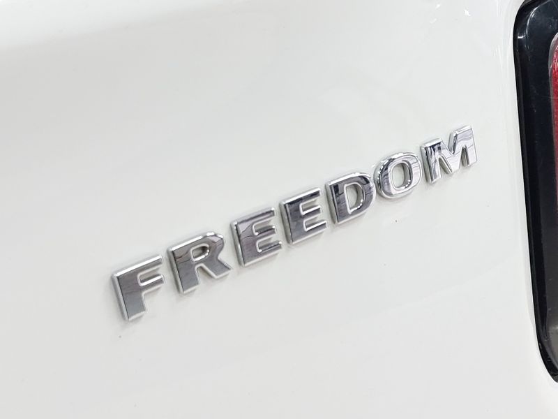 Fiat STRADA 1.3 FIREFLY FLEX FREEDOM CD MANUAL 2023/2023 BETIOLO NOVOS E SEMINOVOS LAJEADO / Carros no Vale